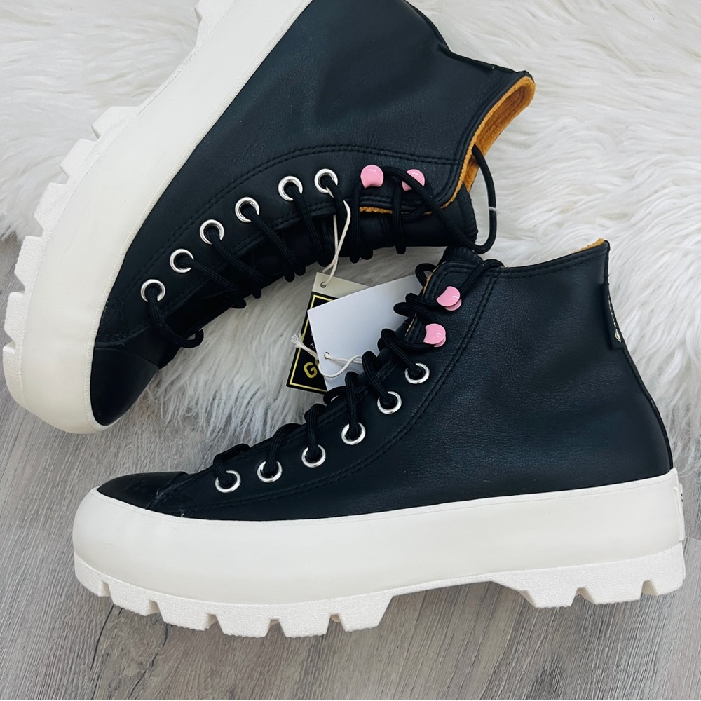 NWT Converse Chuck Taylor As Lugged Winter Gore-Tex Women’s Shoes - Picture 4 of 8